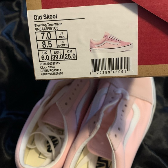 Vans Old Skool Blushing/True White Men Sz 7 Women Sz 8.5 Brand New with Box - Picture 2 of 3